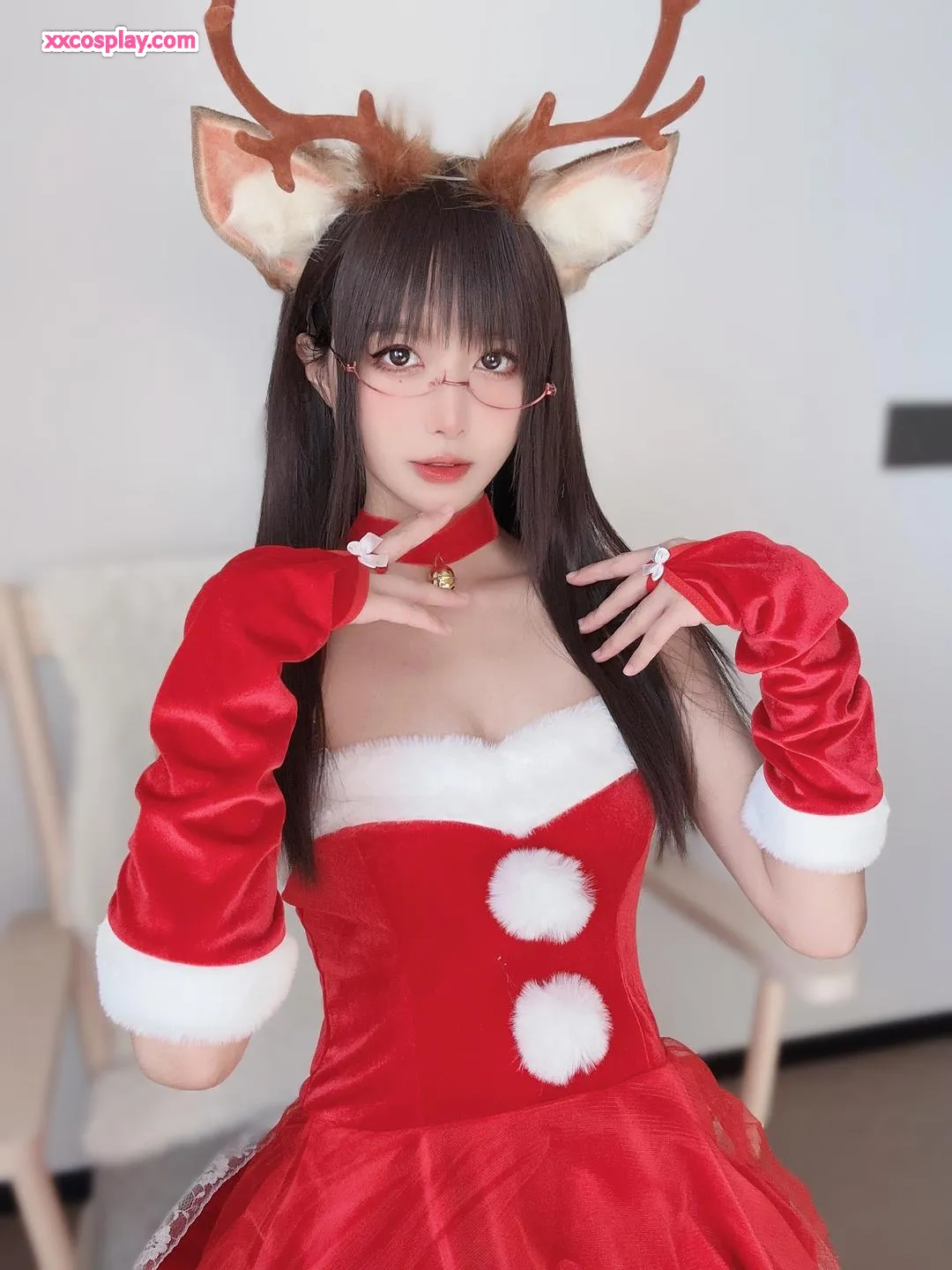 Buding Dafah: Seductive Reindeer Sister